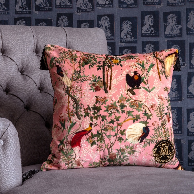 verraad vis Badkamer Royal Garden Pink Velvet Cushion By Mindthegap | MINDTHEGAP | Wolf & Badger