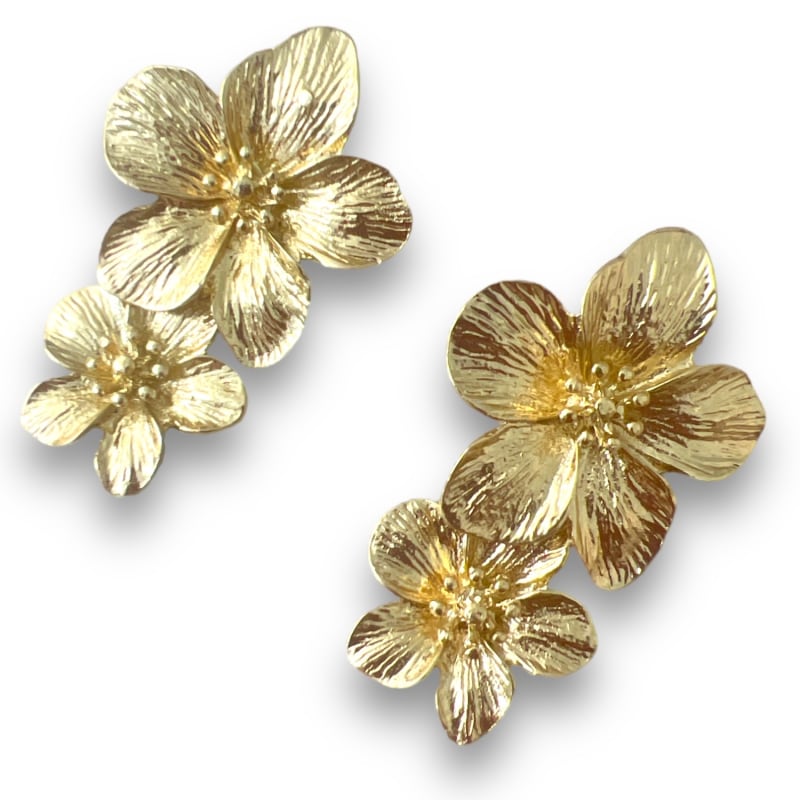 Thumbnail of Sakura Earrings Gold image