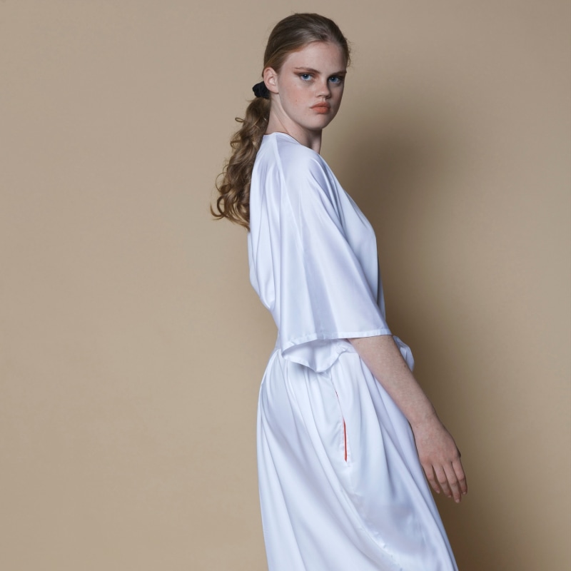 Thumbnail of Vegan Silk Bamboo Zen Robe Dressing Gown White image