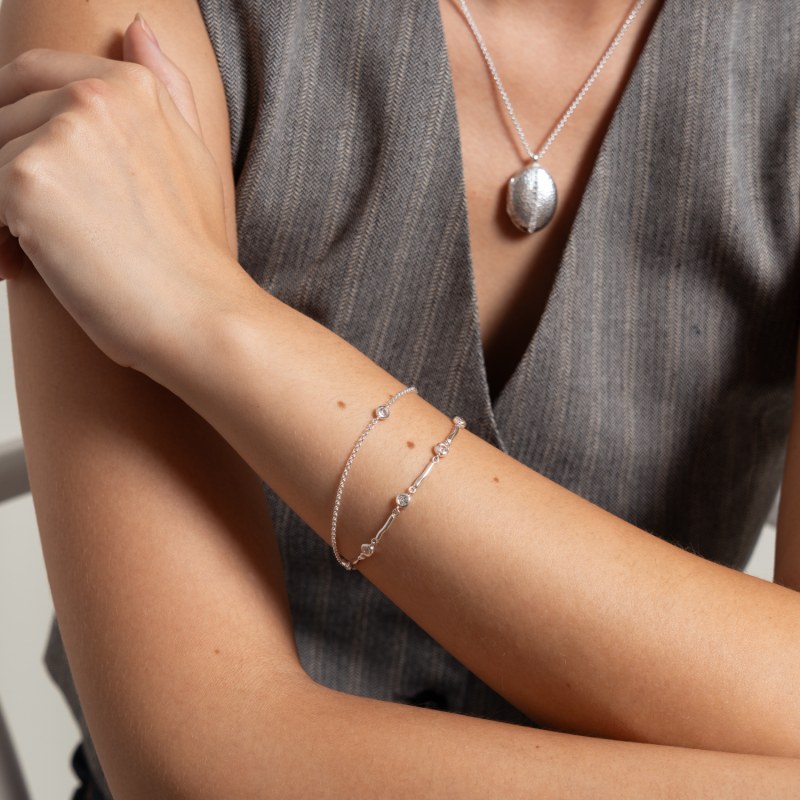Single White Sapphire Dewdrop Chain Bracelet In Silver | Dower