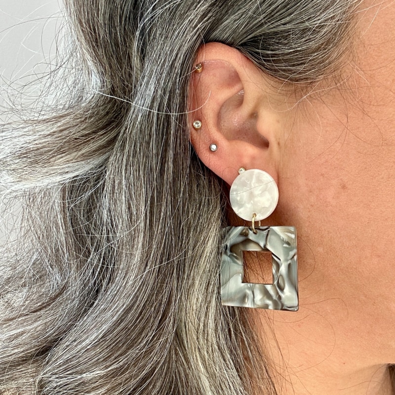 Simple small dangle earrings best sale