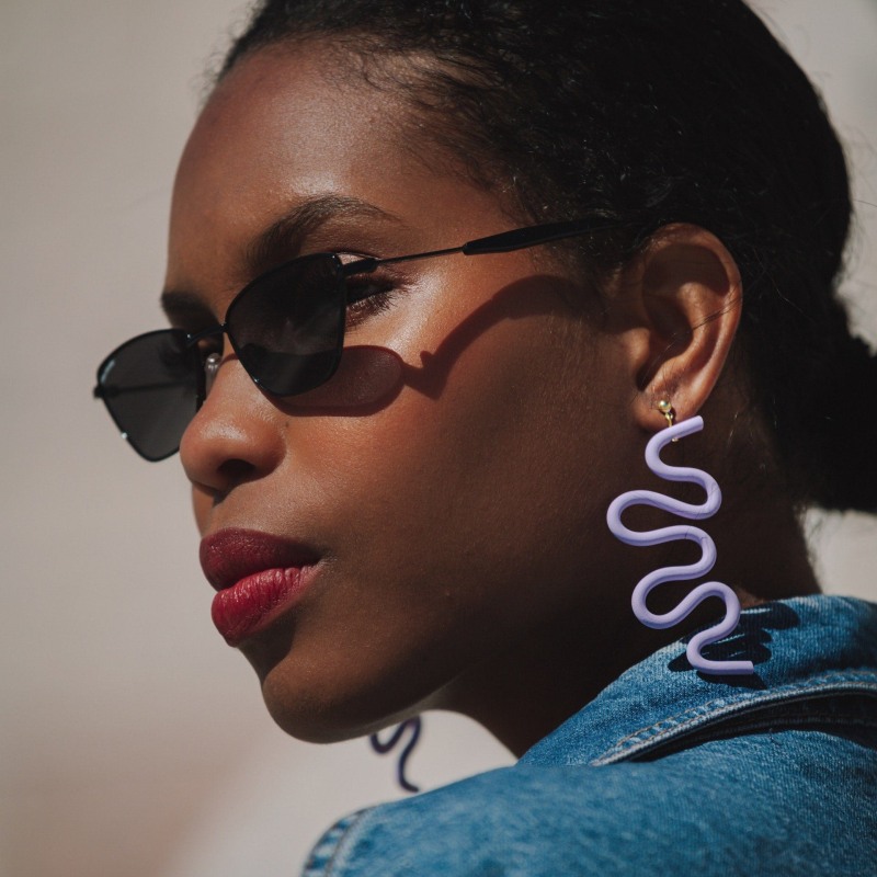 Thumbnail of Small Tube Squiggles Dangly Earrings In Emerald image