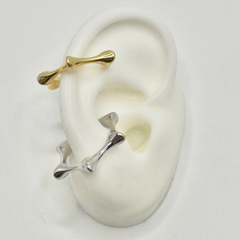 Spike ear cuff top