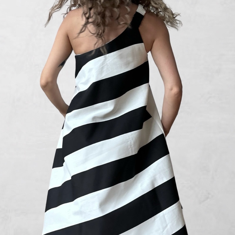 Black and white striped a line dress best sale