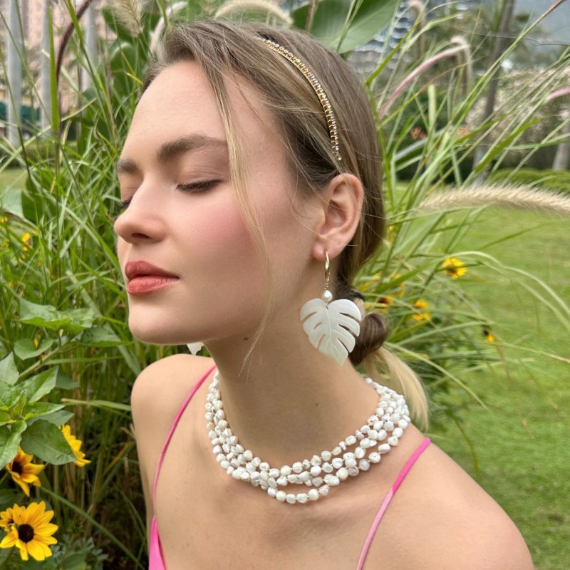 Stunning White Irregular Shells Multi-Layers Necklace | Farra | Wolf ...