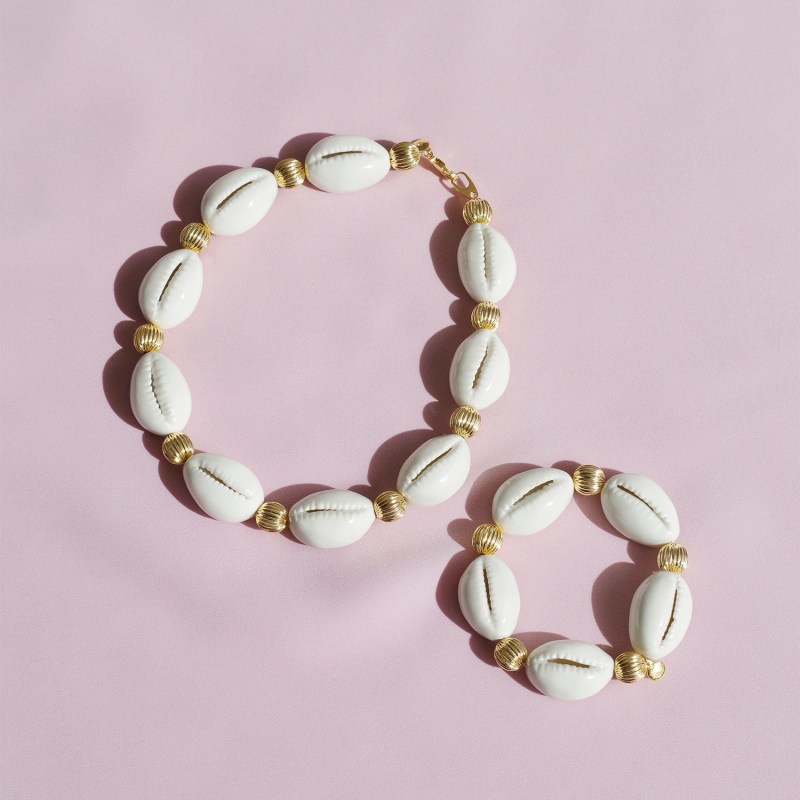 Thumbnail of Porcelain Cowrie Shell Stretch Bracelet image