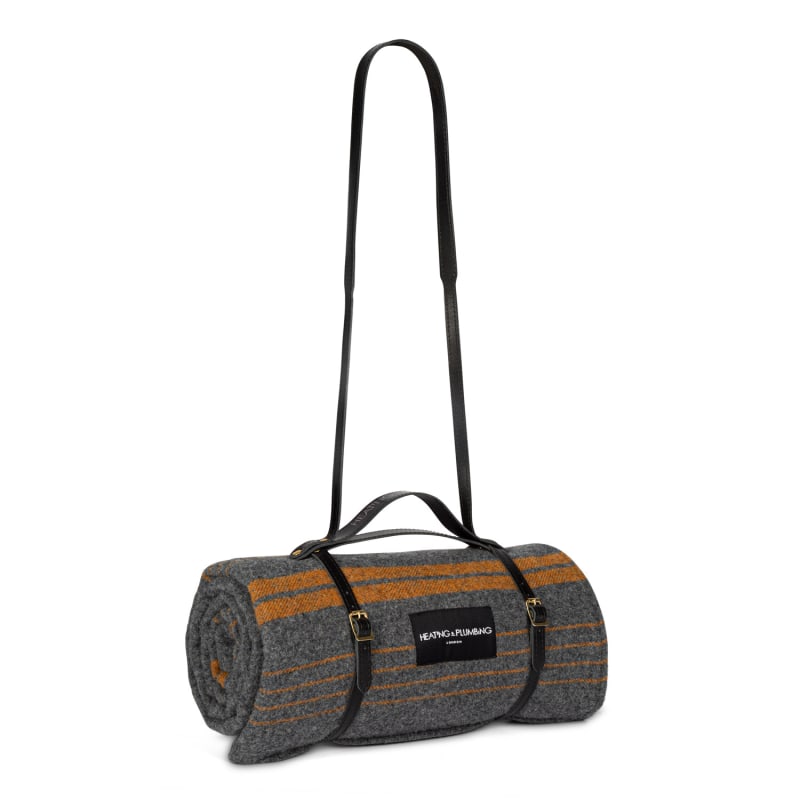 Wolf and badger picnic blanket clearance