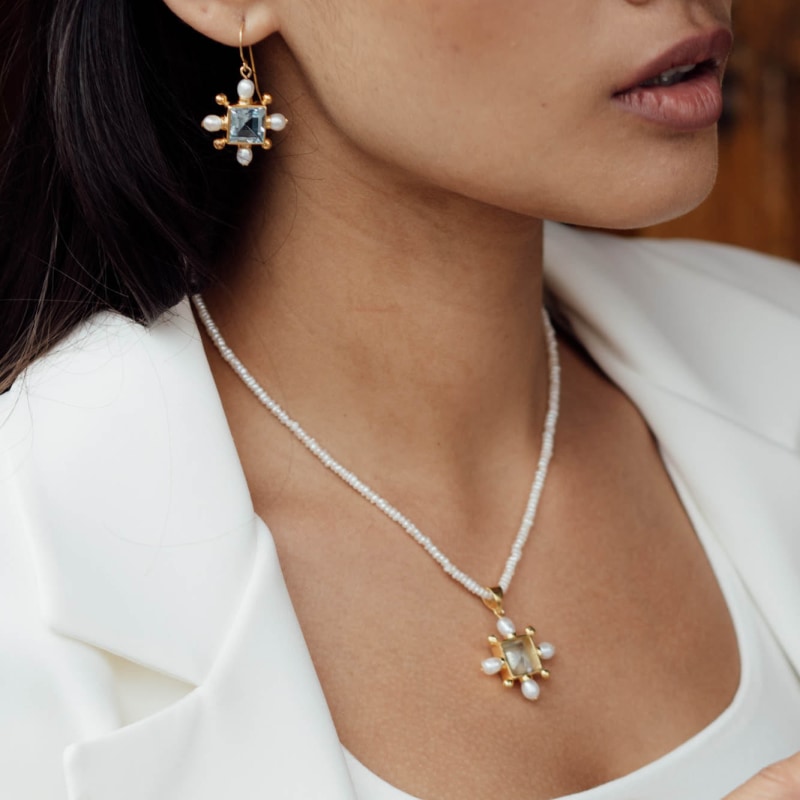 Pearl necklace with cross pendant cheap