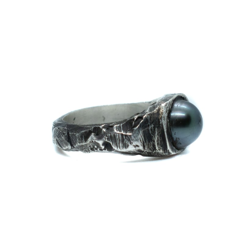 Thumbnail of The Black Pearl- Tahiti Pearl Signet Ring image