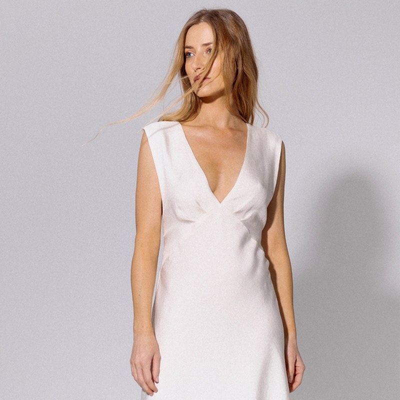 Thumbnail of White Bow Back Linen Maxi Dress image