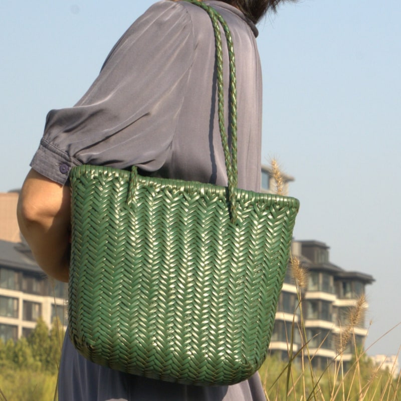 Zigzag Woven Leather Handbag In Small Size Carla Green RIMINI Wolf Badger
