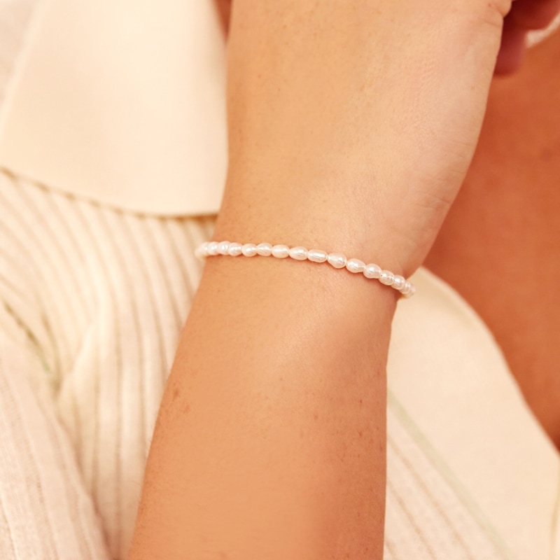 Meet the only string bracelet to be seen in this summer - Grazia