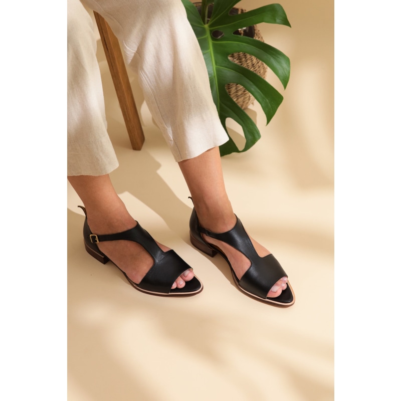 Thumbnail of Yoko Black Sandals image