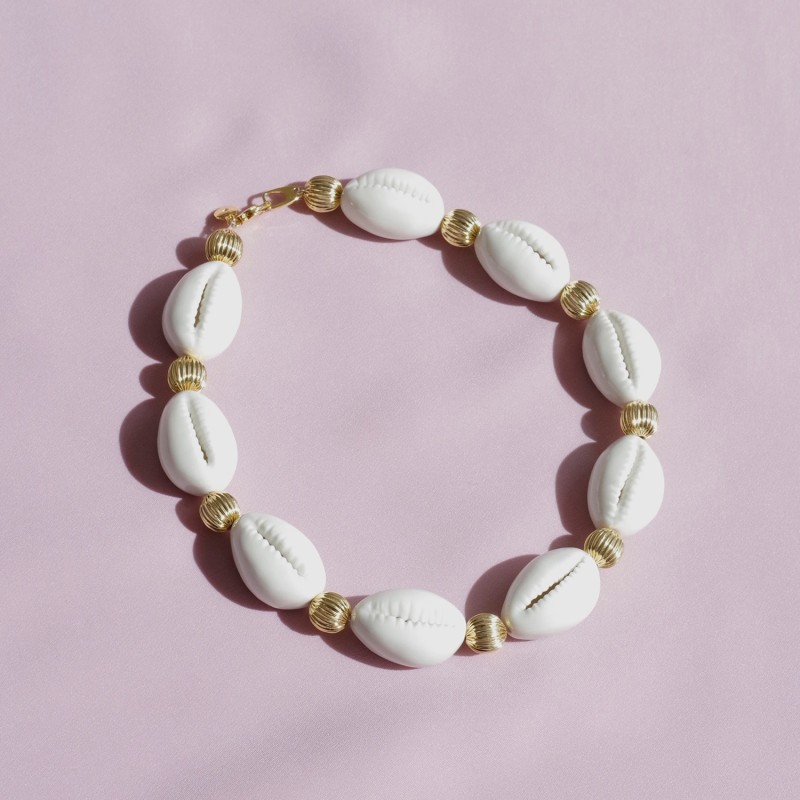 Thumbnail of Porcelain Cowrie Shell Collar Necklace image