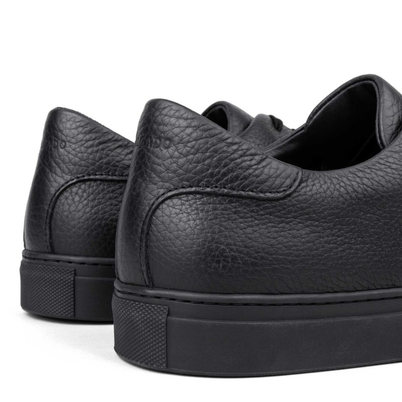 Thumbnail of Pebble Leather Sneakers Black Laurent image