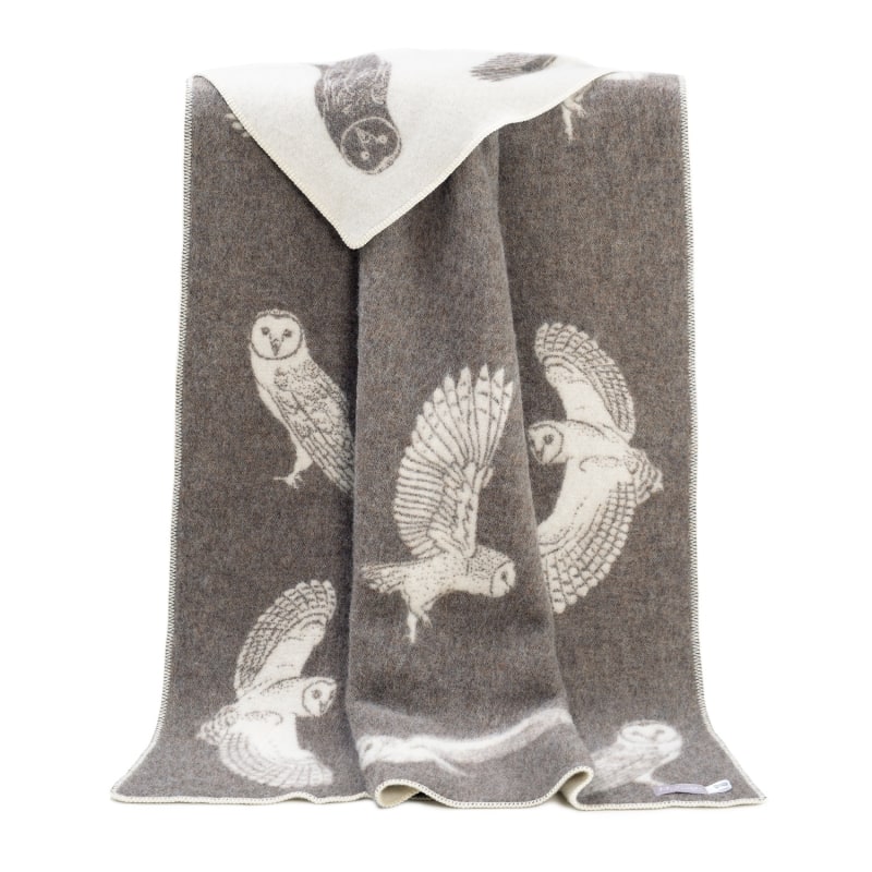 Thumbnail of Brown Owl Blanket image