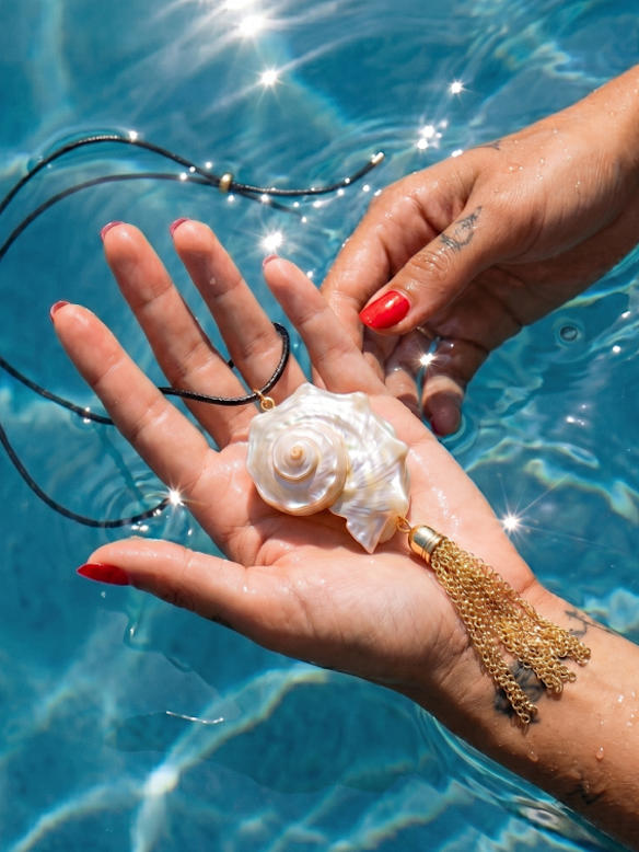 /jewellery/statement-jewellery/