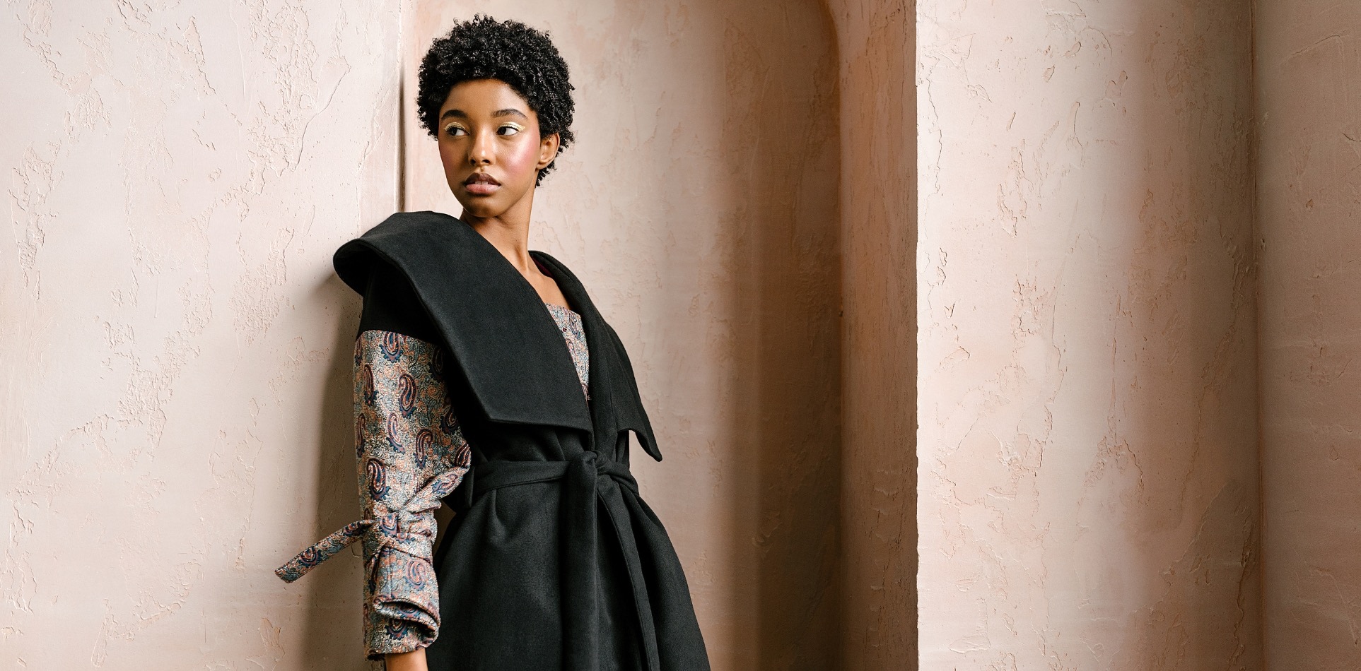 Aredra Belted Oversized Short Coat - Red | SARA MIRZA | Wolf & Badger