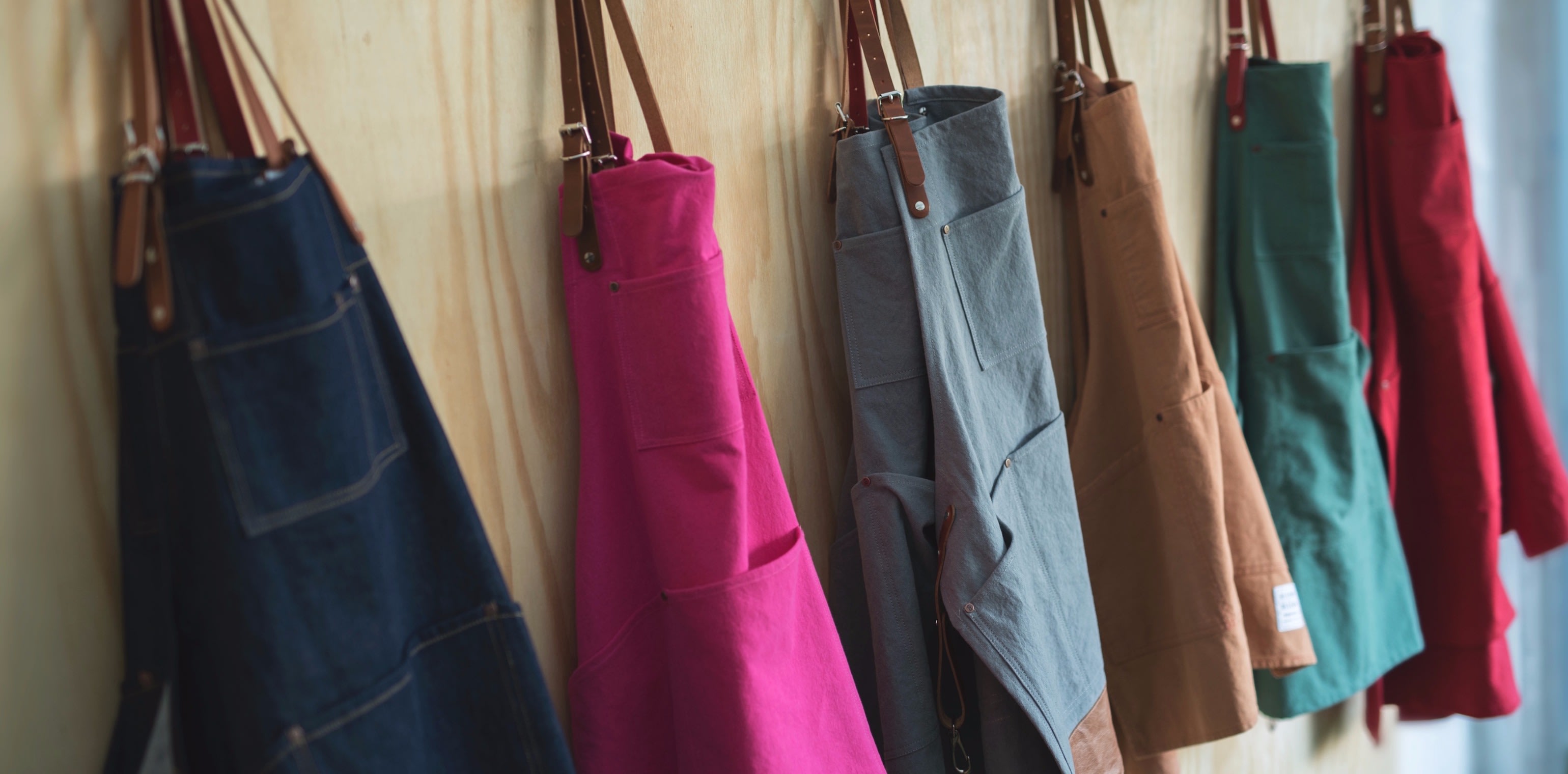 NEW COLOUR! Canvas Pottery Apron, Split Leg. dusty red/pink No4:5