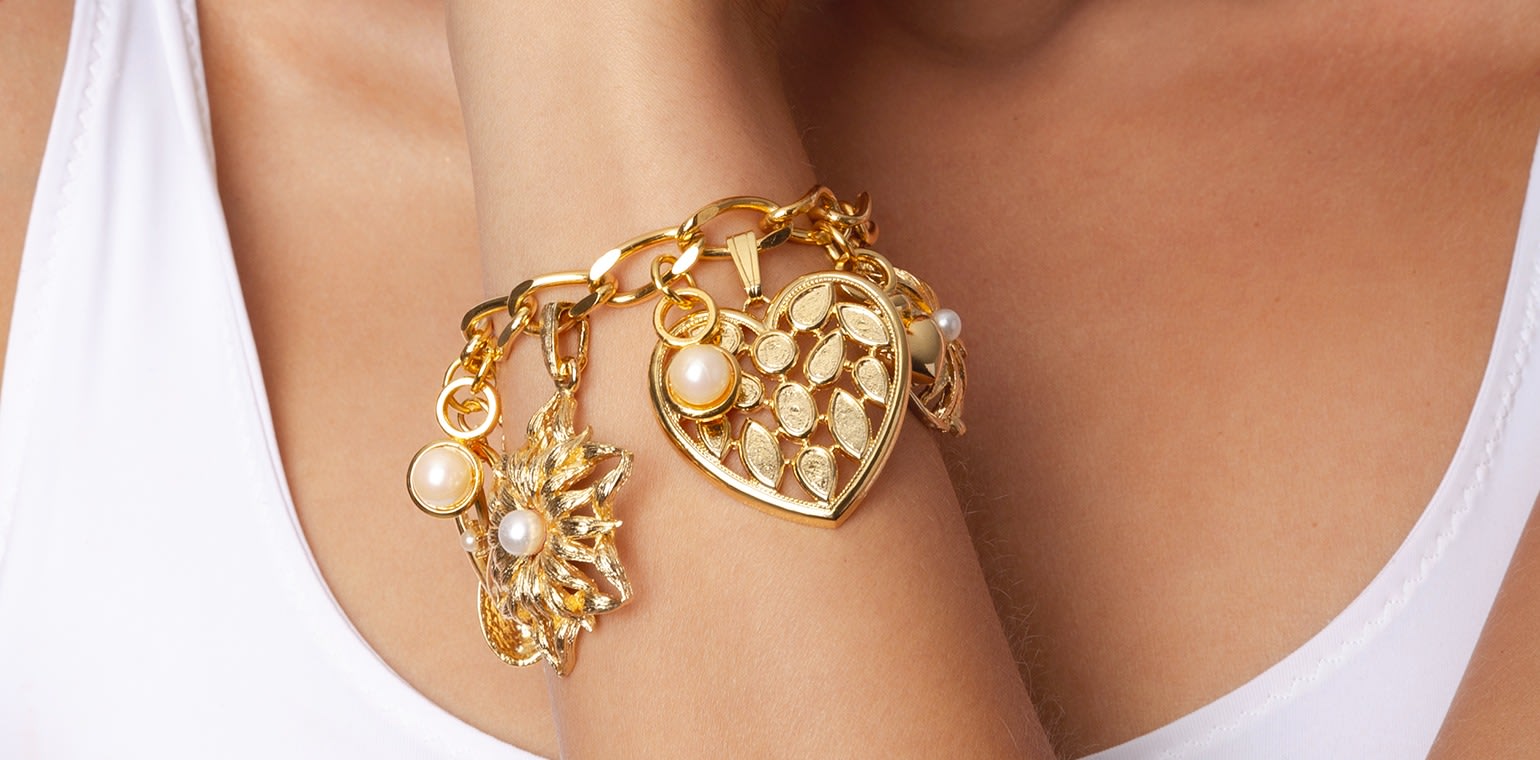 Caramel Vintage Jewellery
