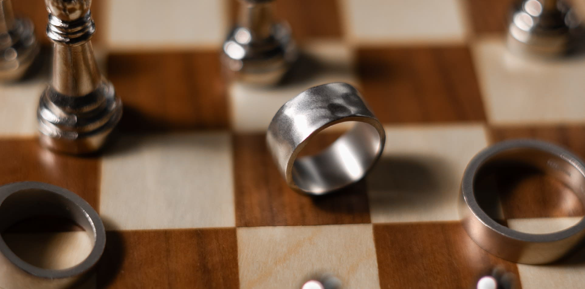 7879