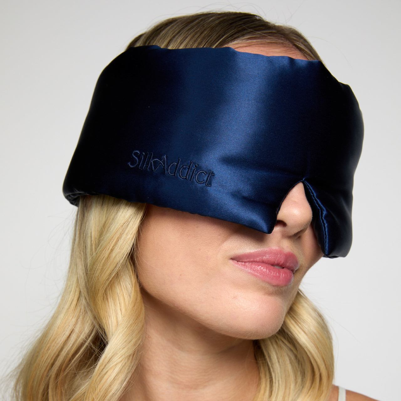Silk Addict weighted mulberry silk sleep mask in navy