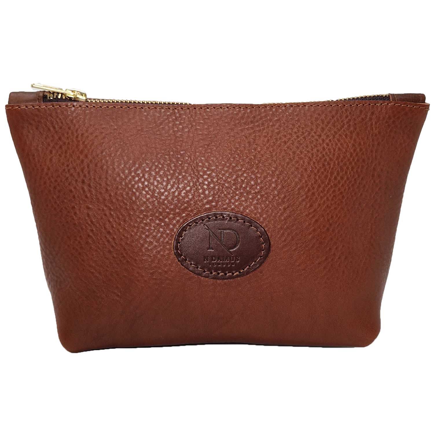 N'damus London Brown Altantic Chestnut Leather Toiletry Case In Brown
