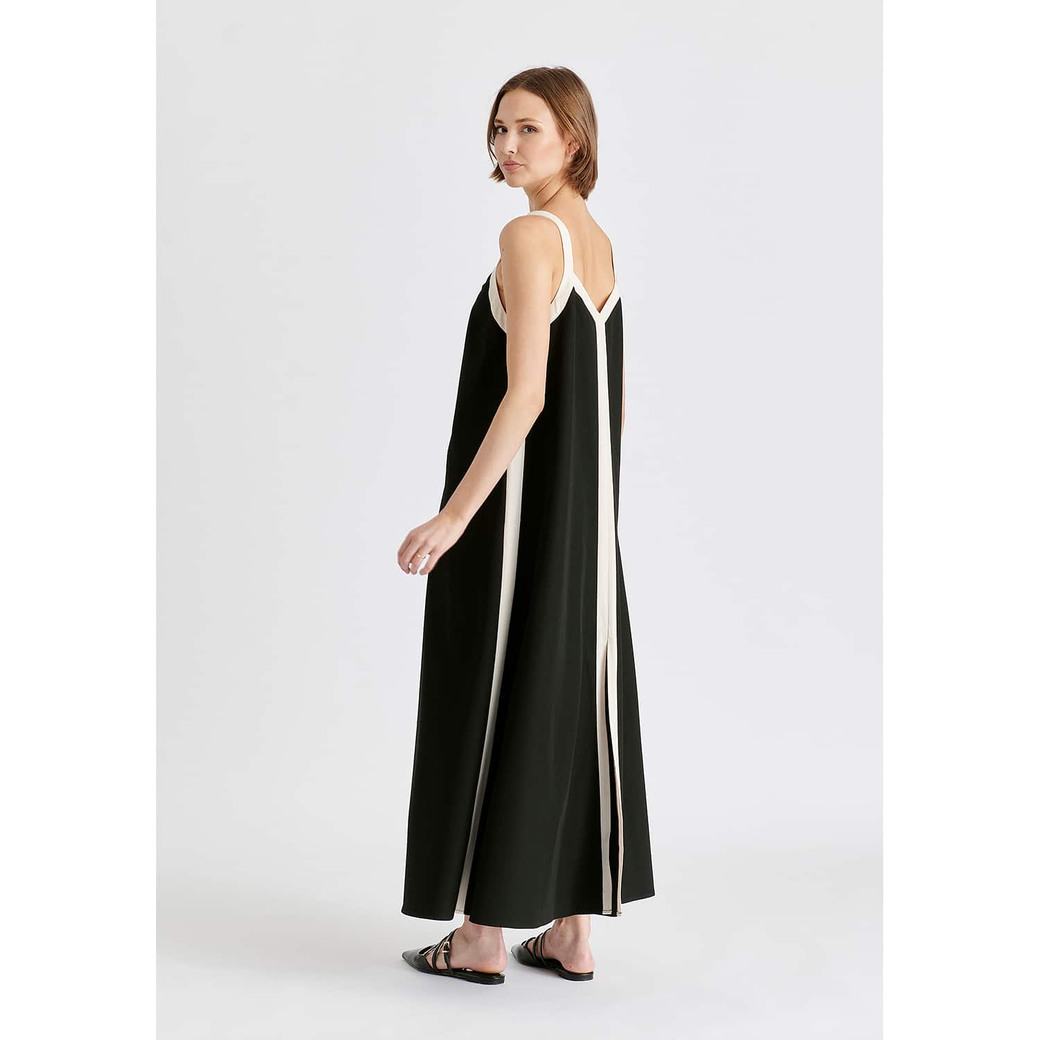 Contrast Trim Midaxi Dress In Black And Beige by PAISIE