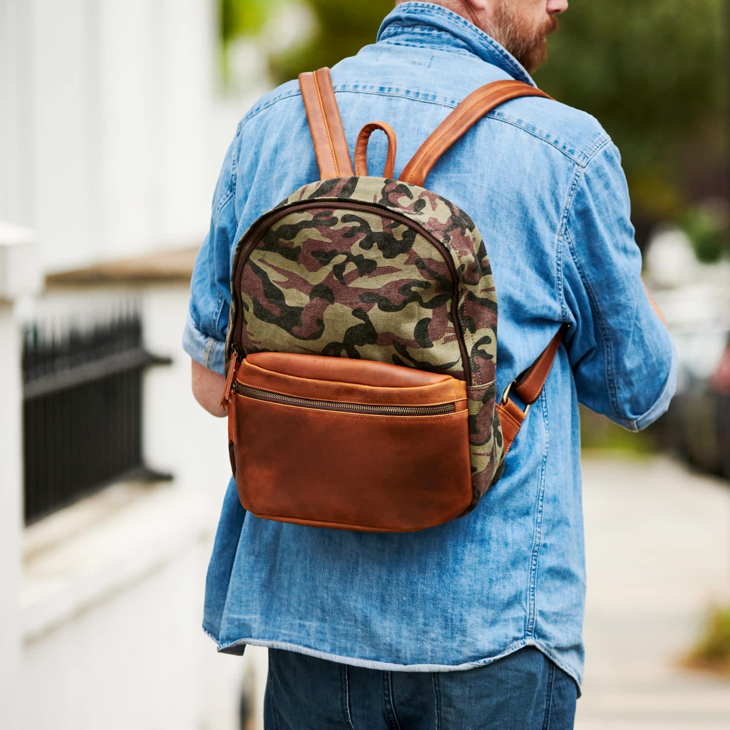 Leather hot sale camo backpack