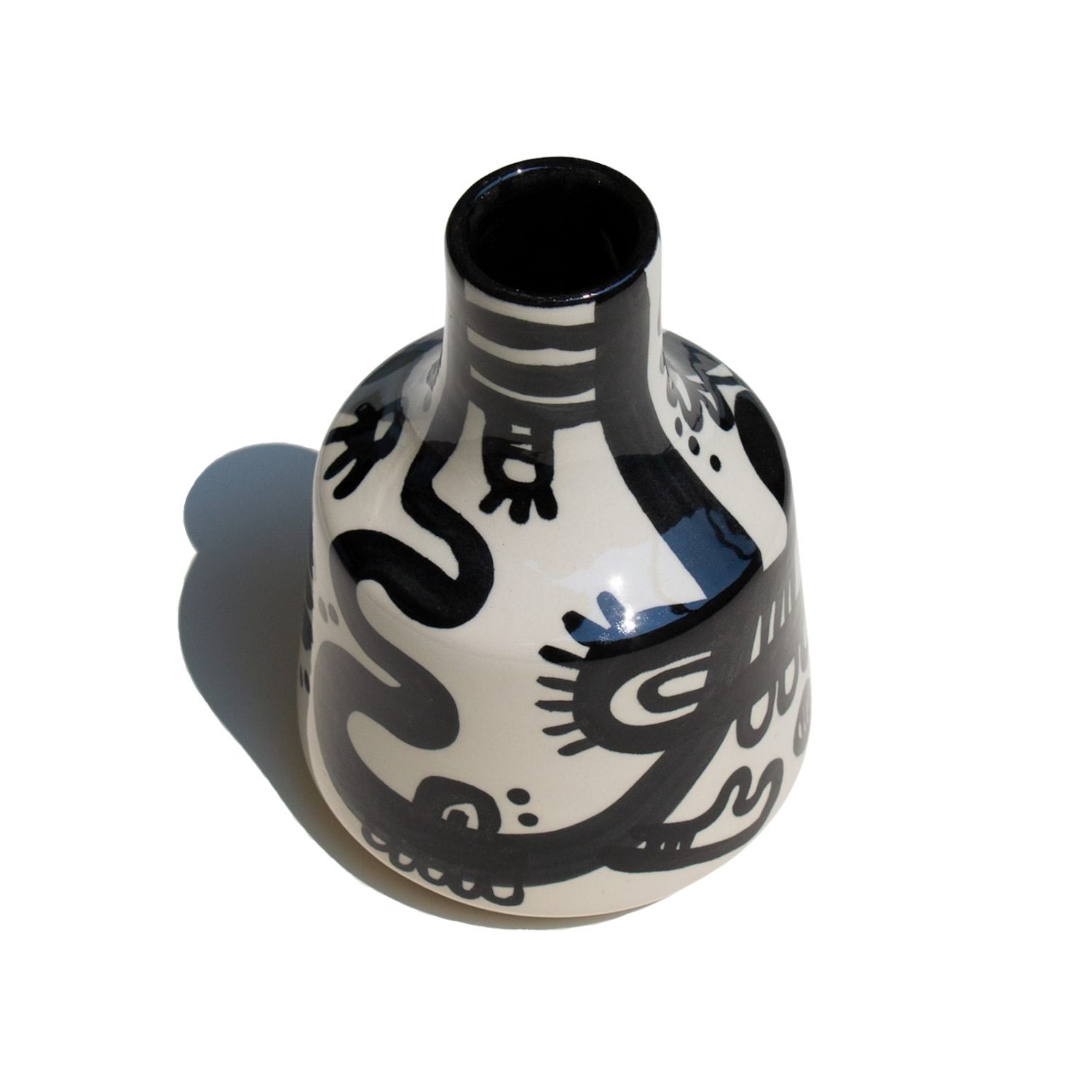 The Parmatile Shop White Clay Peoplakia Vase In White