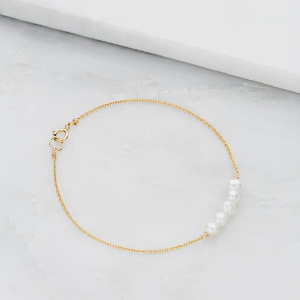 Lily & Roo Sterling Silver Cluster Pearl Bracelet In Pearl