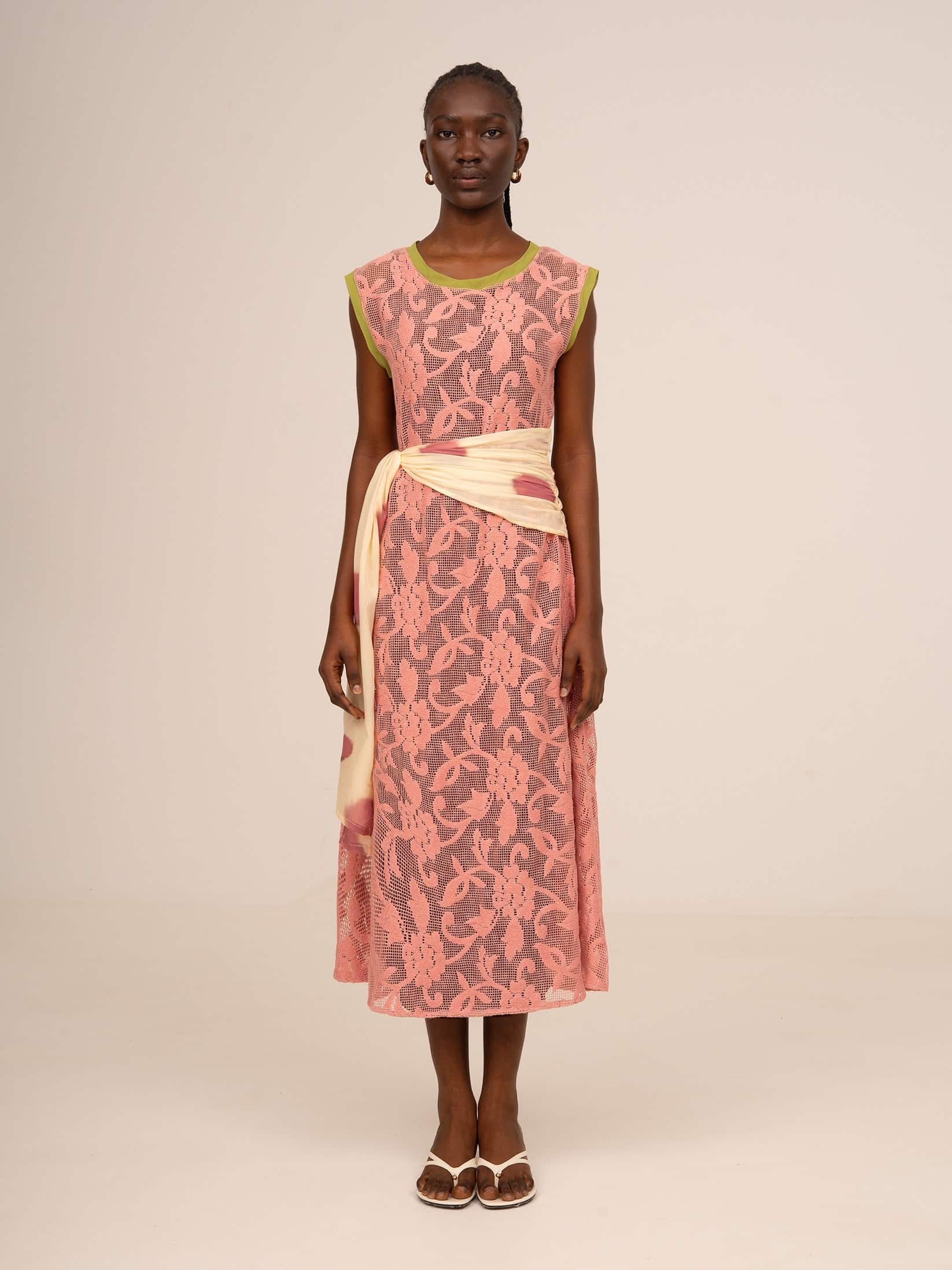 red and white dress Floral Ric Rac Midi – Confetti Boutique = _inches.5 micro:5db4727471287bdcc61202e4f12ec3b7 Organic Linen Easy Dress Size:BL