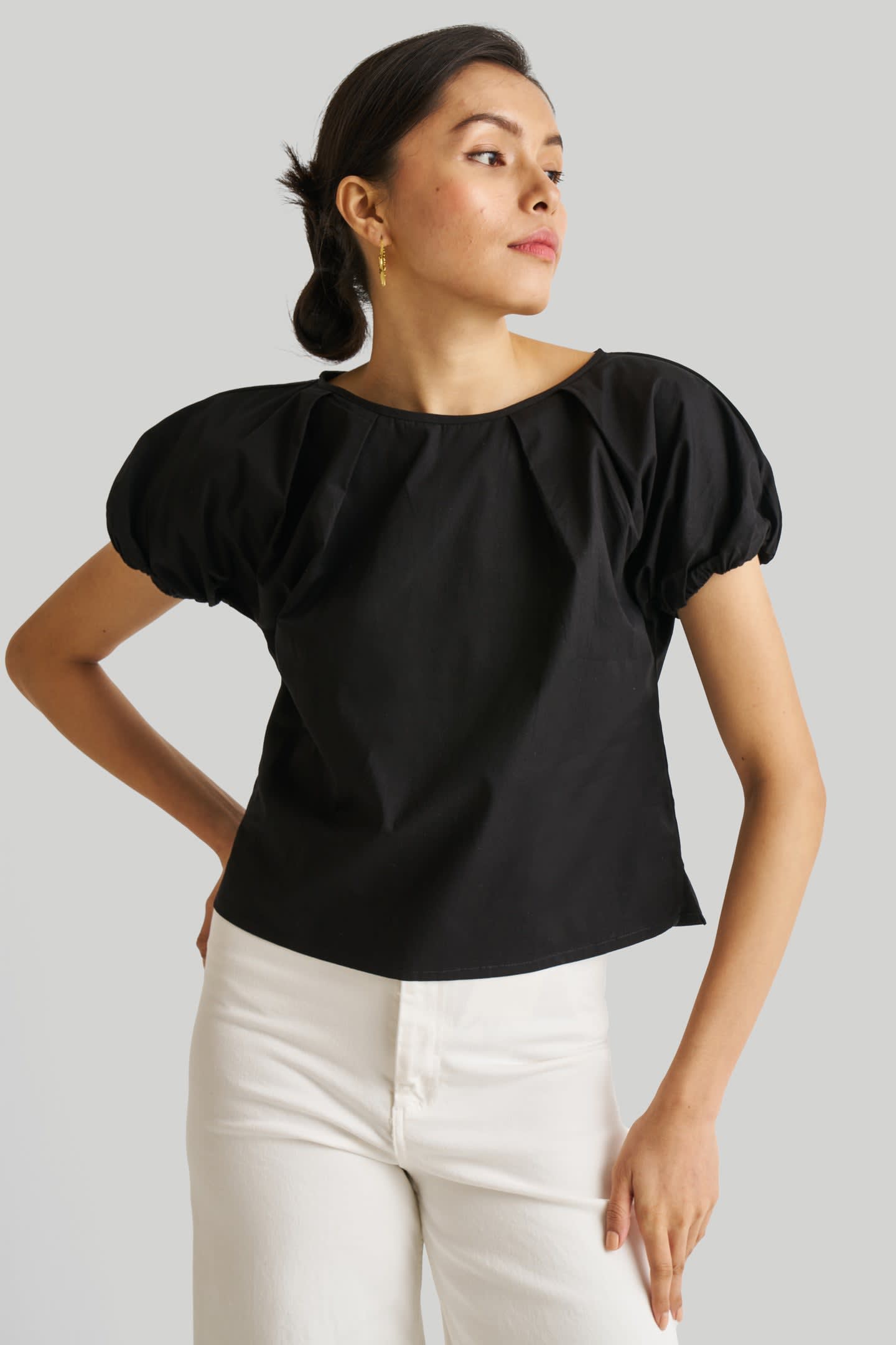 Balloon Sleeve Black Top by Reistor