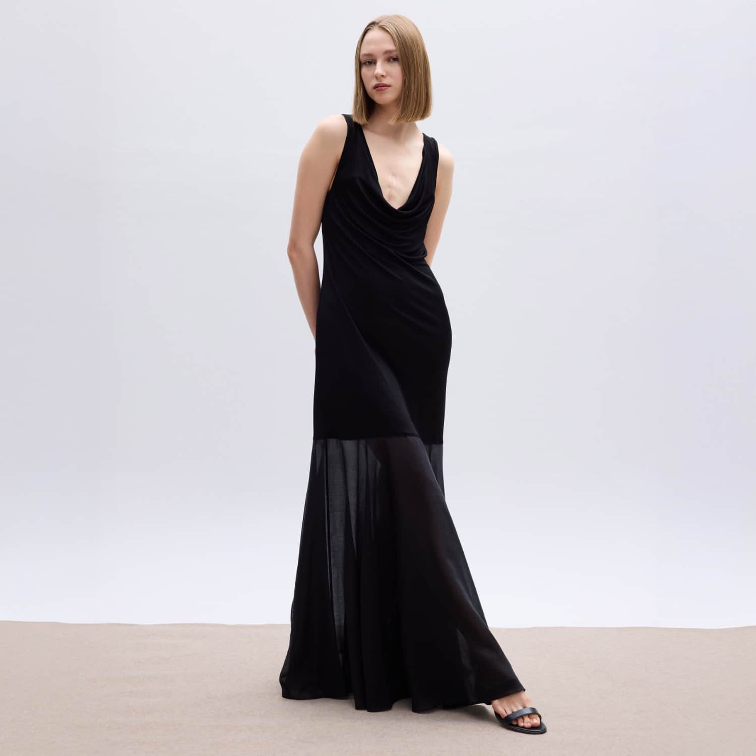 Roses Are Red Lou Maxi Dress - Black
