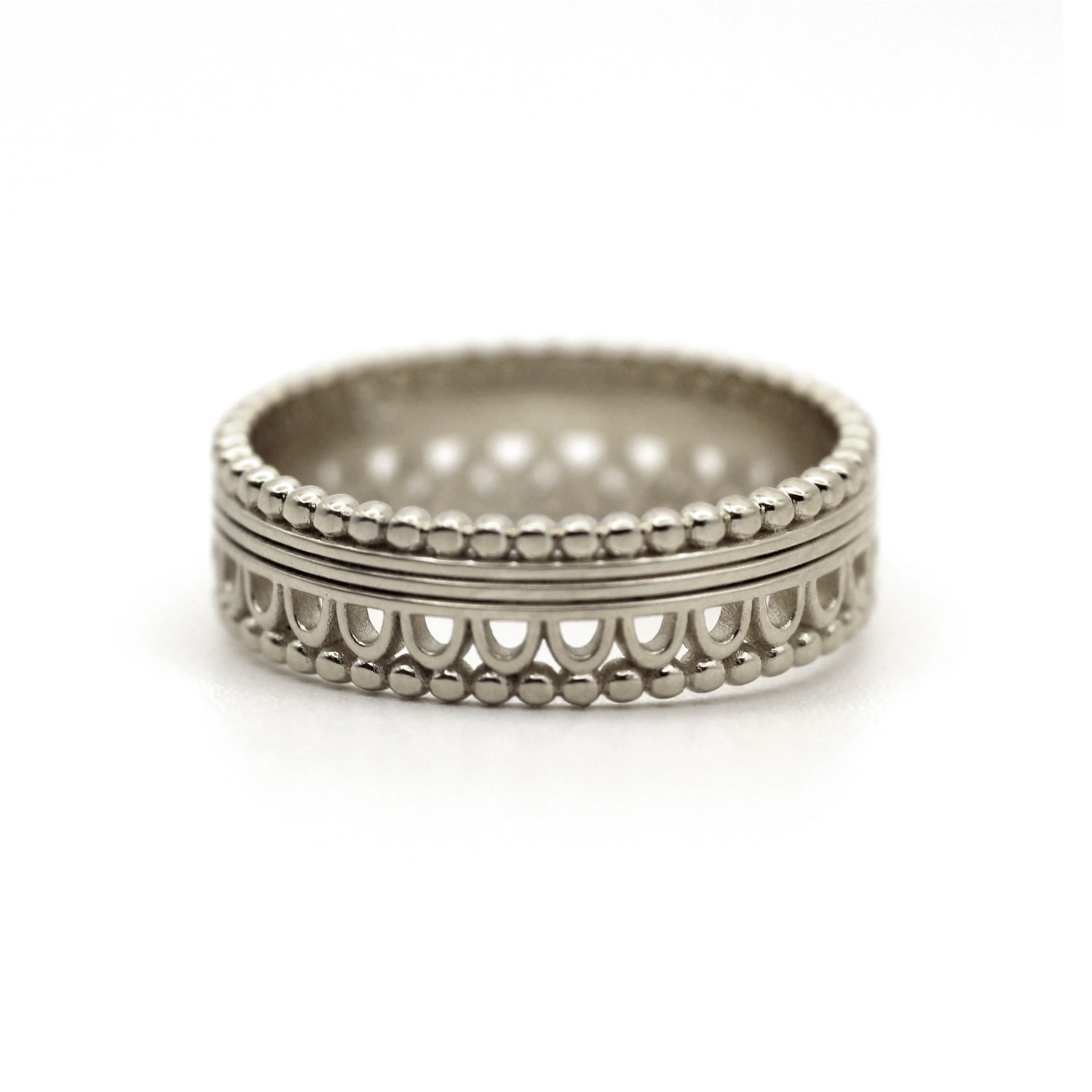 Vicstonenyc Fine Jewelry Women's Delicate Antique Lace White Gold Ring