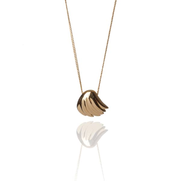 Gucci Dark Paradise Yellow Gold Shell Pendant In Shell