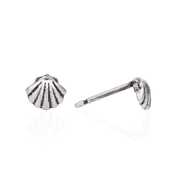 GUCCI WOMEN'S SHELL STUD EARRINGS SILVER