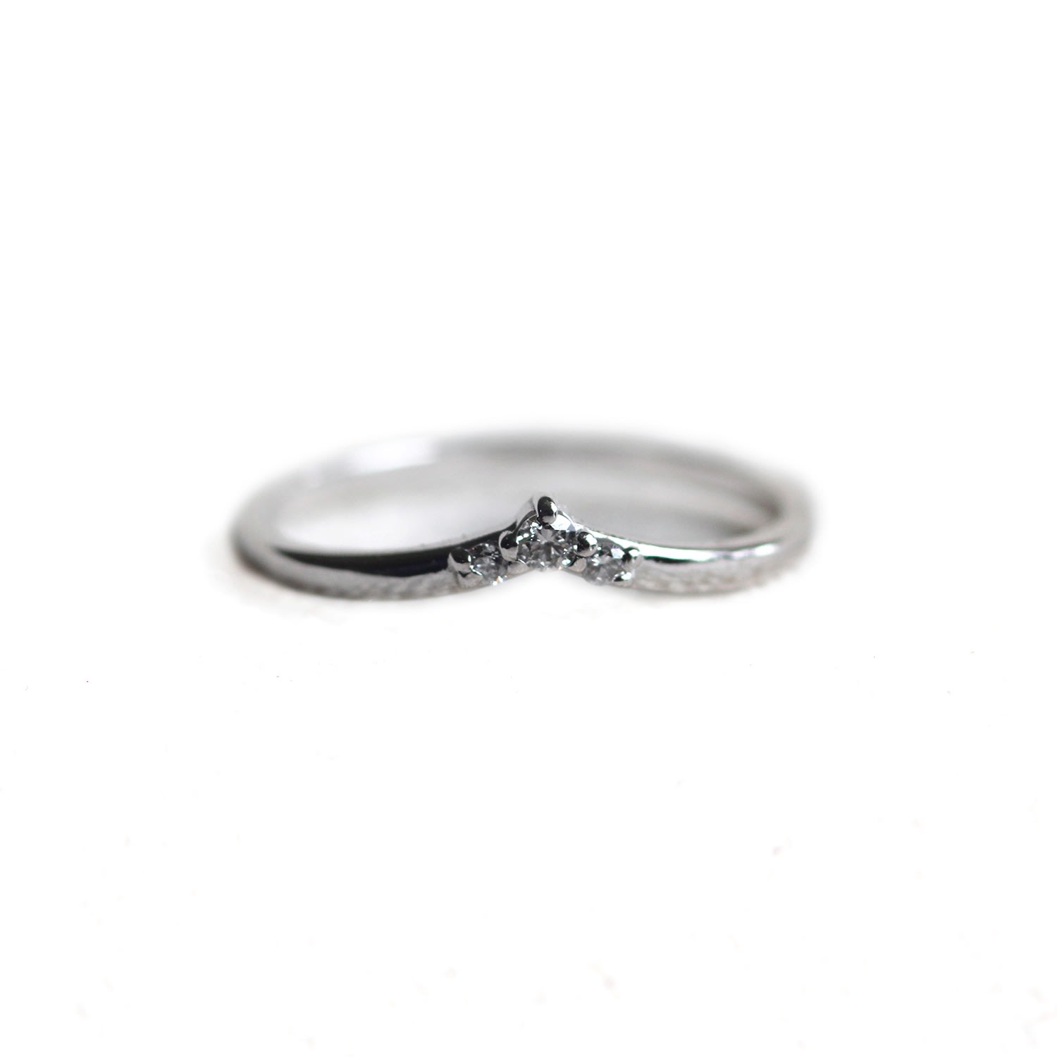 Vicstonenyc Fine Jewelry Women's White Natural Diamond Platinum Curve Ring In White