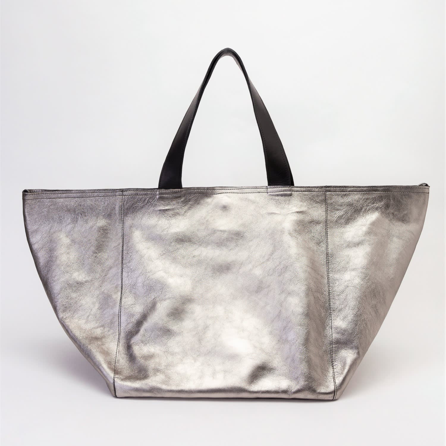 Oversized Tote Bag - Soft Leather Silver Color | JUAN-JO