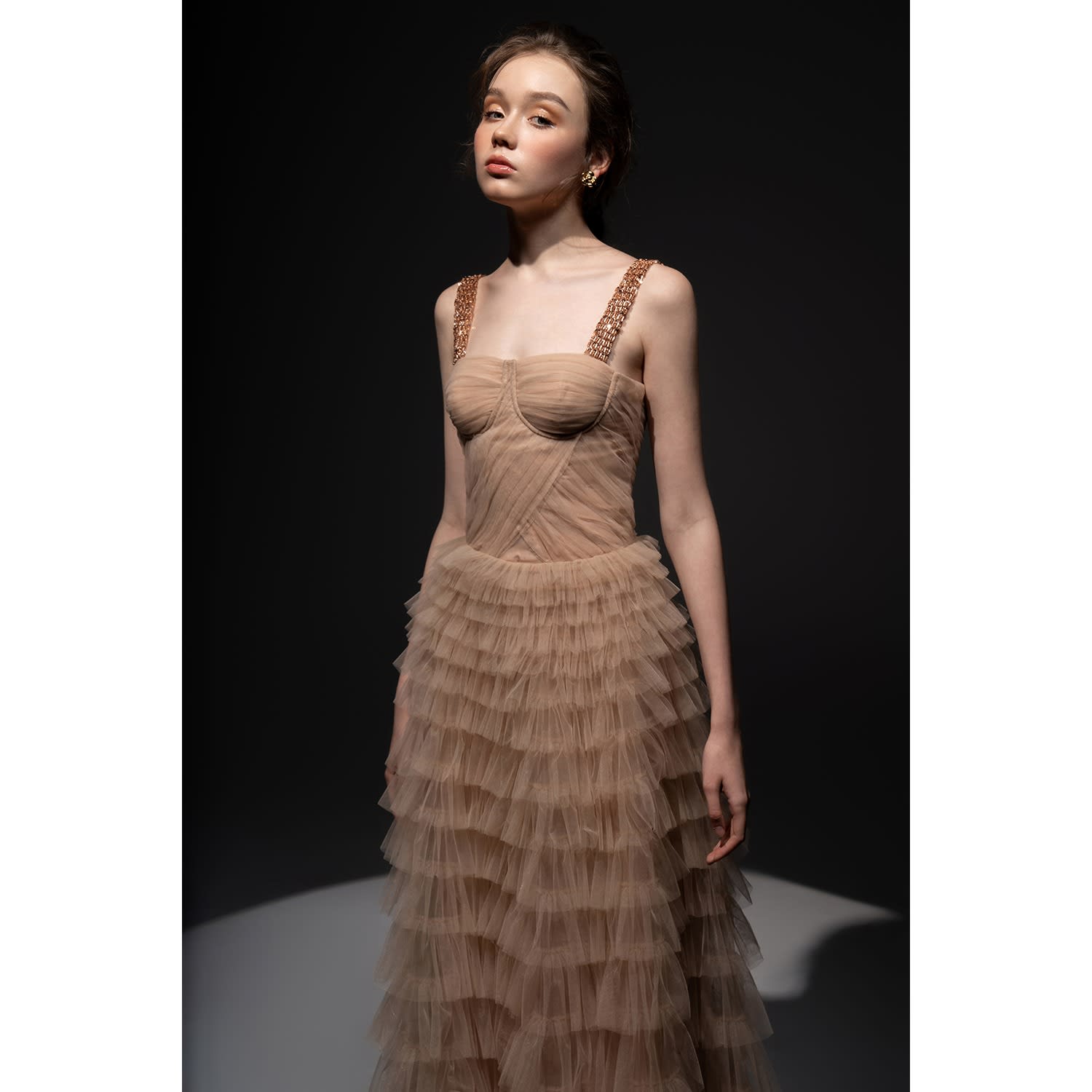 Layered tulle dresses: the definitive daytime trend - LaiaMagazine