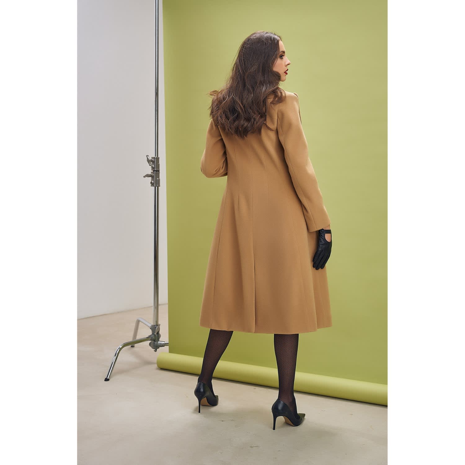 Long Wool Blend Coat - Camel | AVENUE N°29 | Wolf & Badger