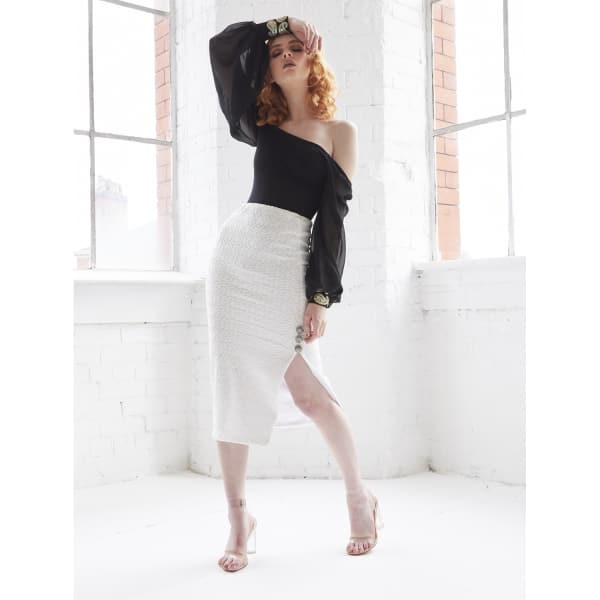 Sarvin Women's White Lace Bodycon Skirt