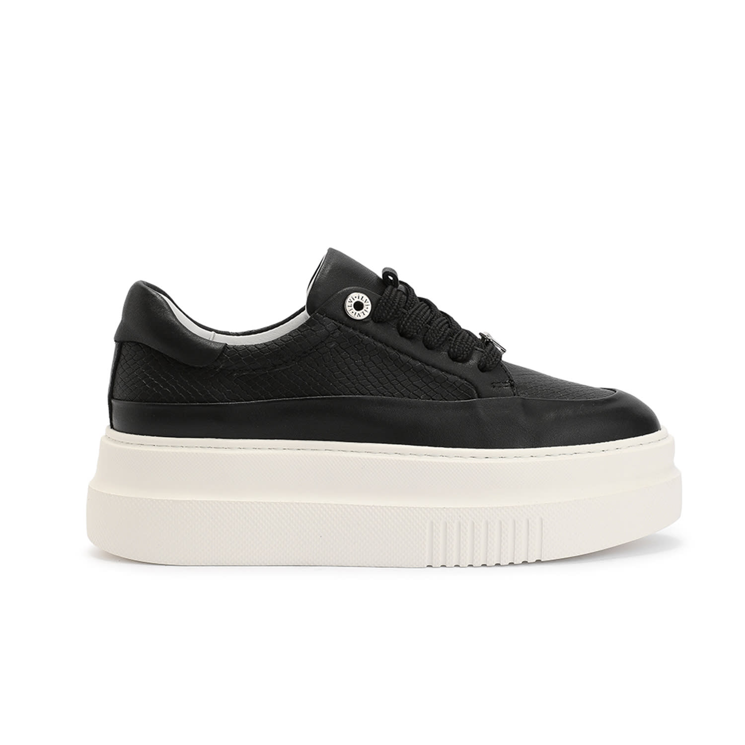 Ilvi Black / White Fien Black Floater Leather Women's Sneaker In Black/white
