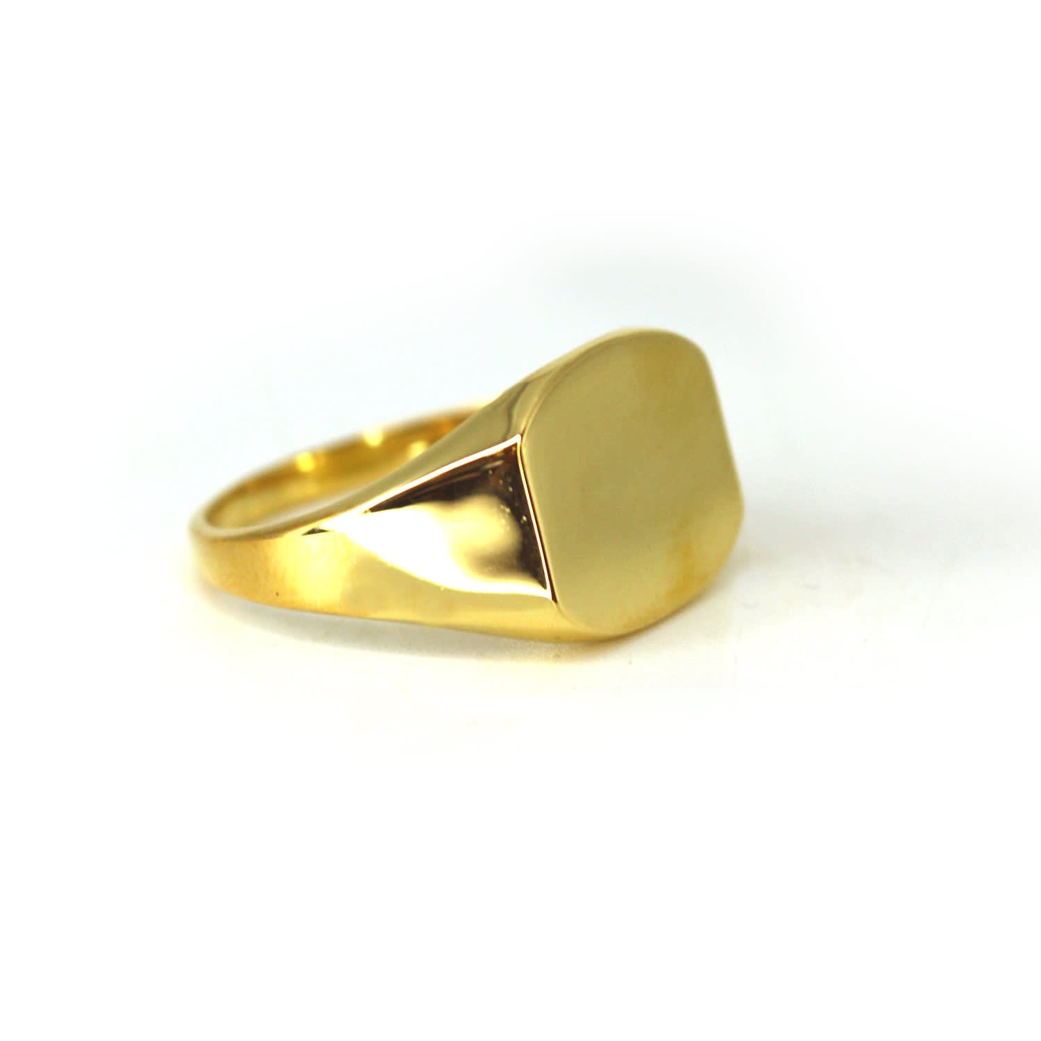 bold-signet-yellow-gold-ring-
