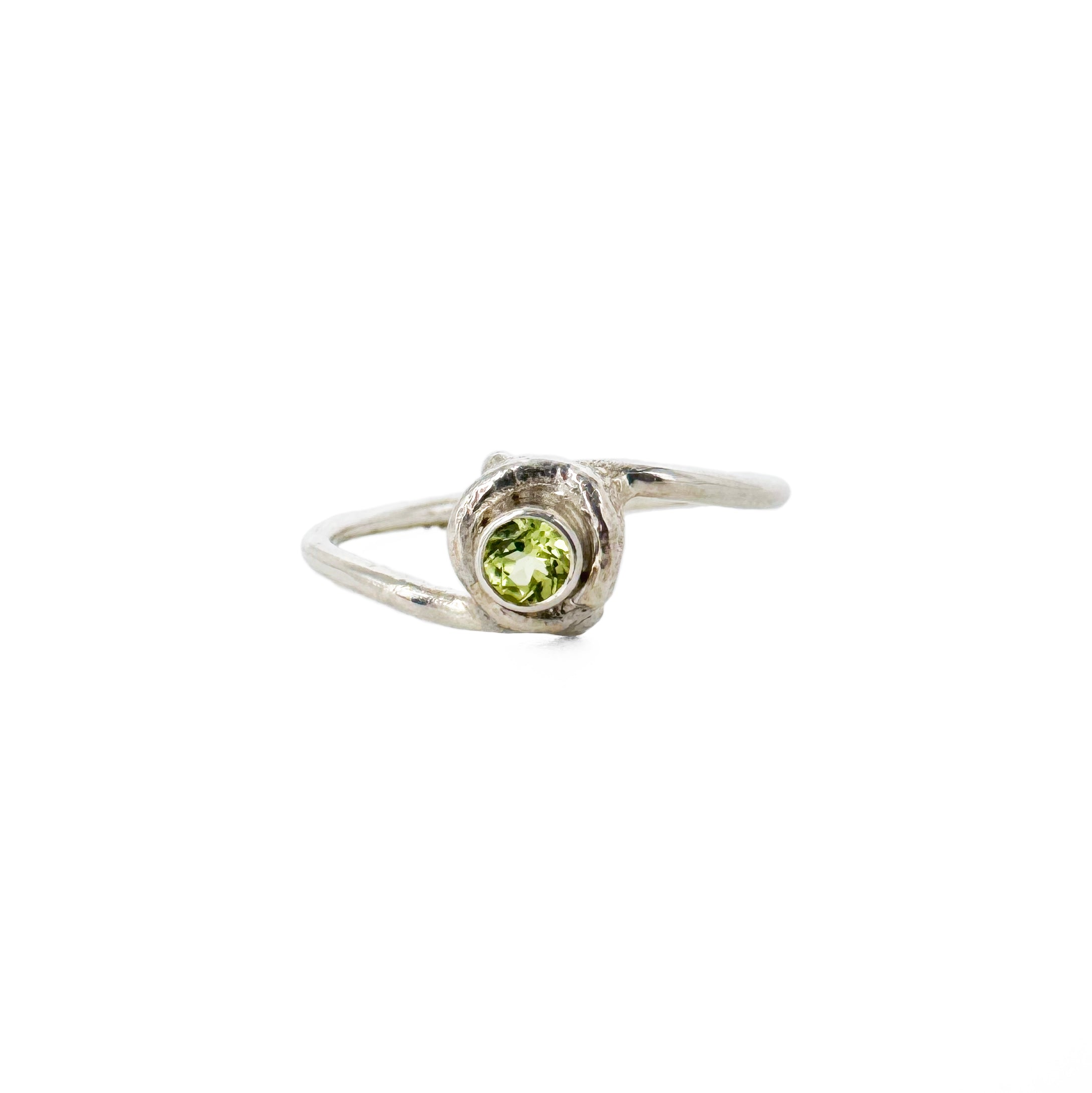Gillian Trask Women's Green / Silver Spark Ring - Sterling Silver, Natural Peridot