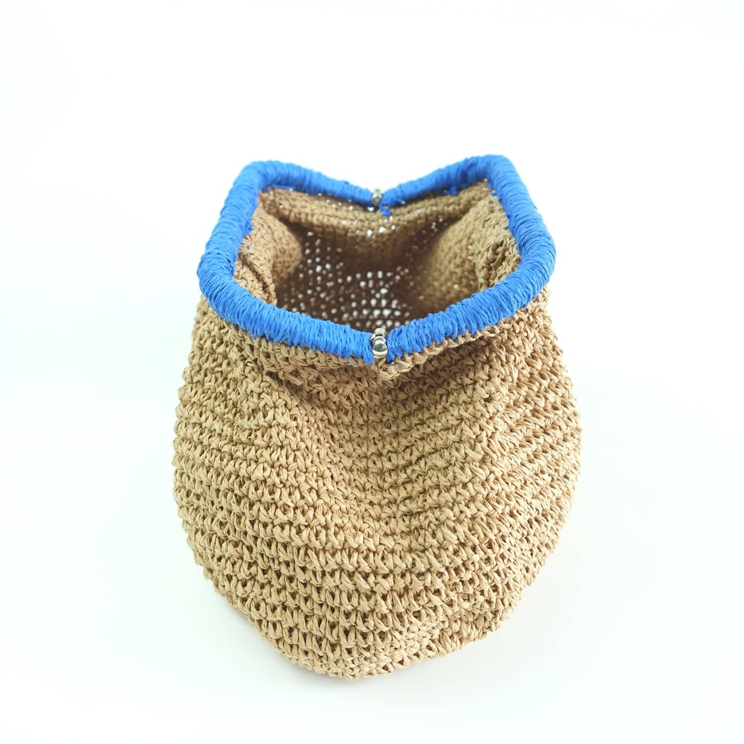 https://res.cloudinary.com/wolfandbadger/image/upload/s--4dImi7Wd--/q_auto:eco/products/blue-raffia-frame-clutch-bag-by-humeyra__575b891fcfd159eaf782f024a03cdceb