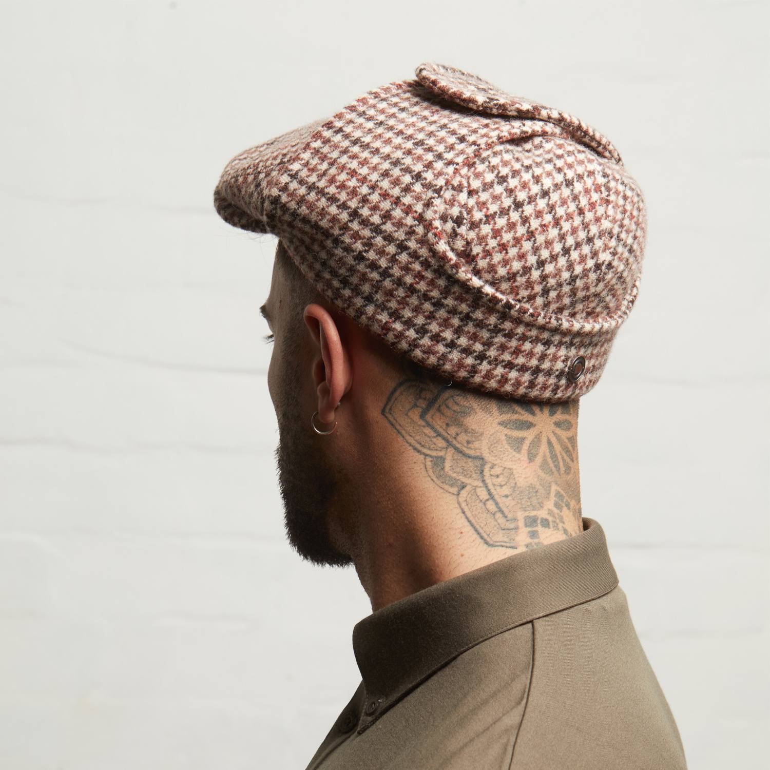 Dasmarca Hats Men's Logan Beige Tweed Wool Checks Italian Cap With Earflaps Trapper In Sand