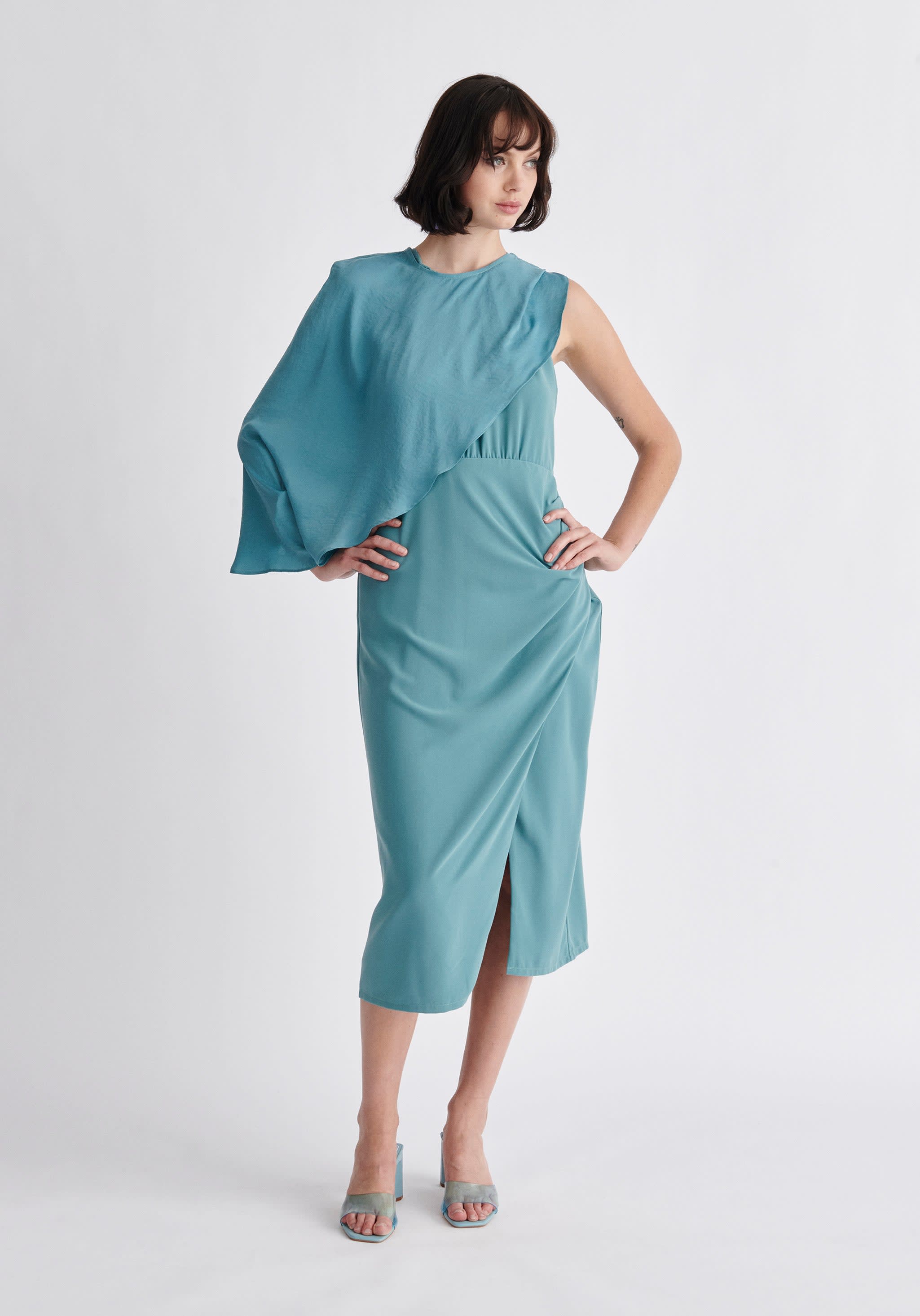 Detachable top cape dress