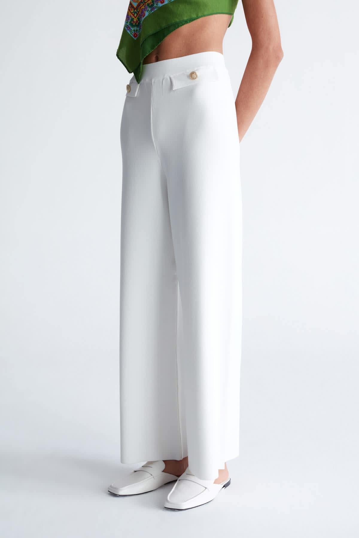 Marlene Trouser Button Detailed Knit Pants In Ecru | Peraluna