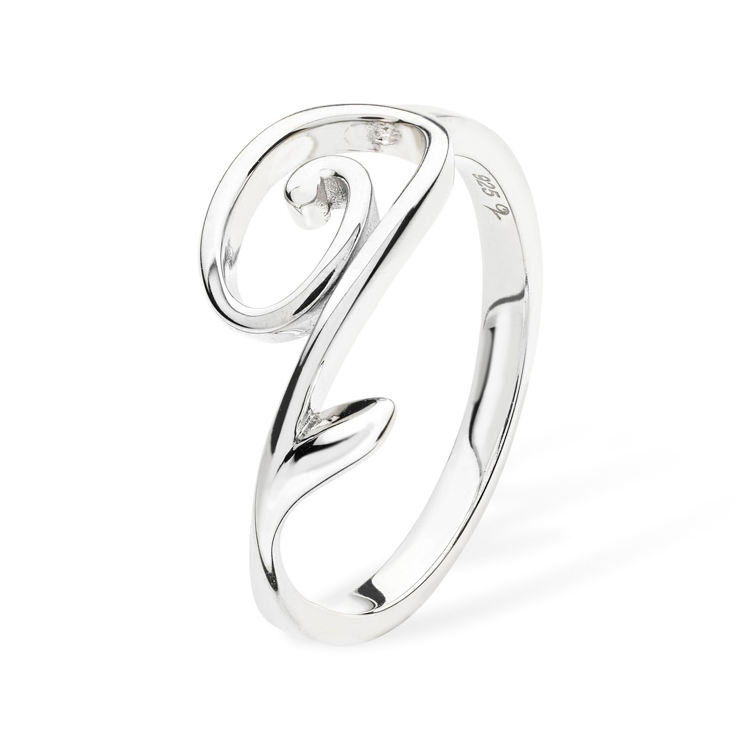 Women’s Silver Q Ring Lucy Quartermaine